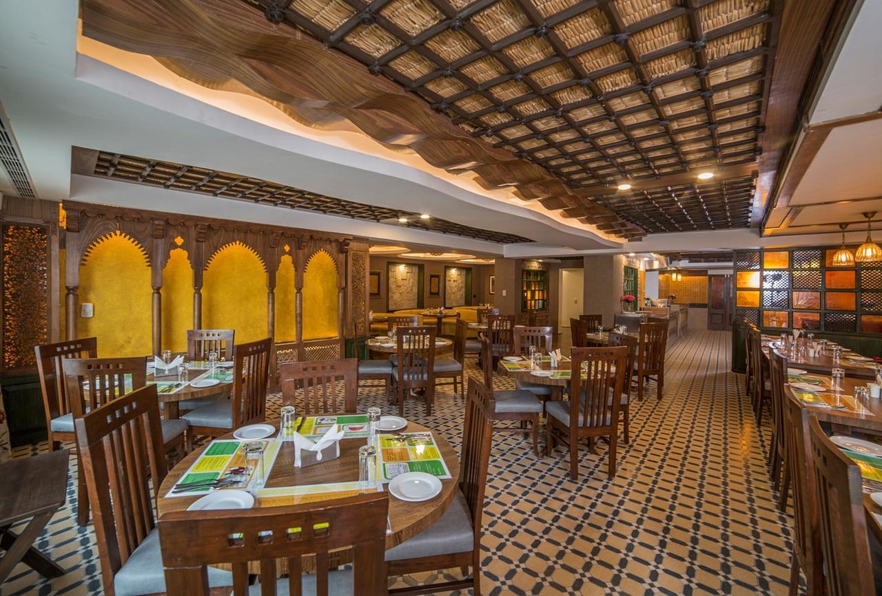 Lemon Tree Hotel Srinagar Exteriér fotografie