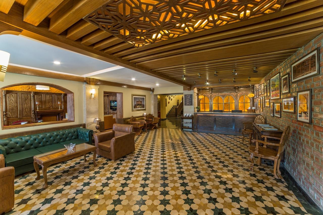 Lemon Tree Hotel Srinagar Exteriér fotografie
